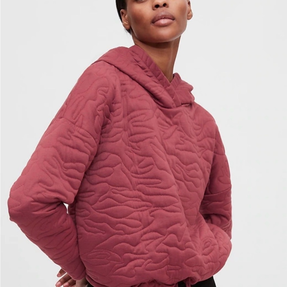 GAPFit Jacquard Quilted Hoodie color Cosmetic Pink Sz S (petite)